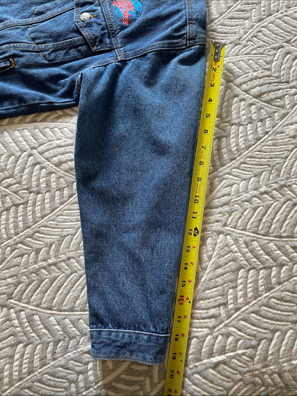 Planet Hollywood Toronto Blue Denim Jacket - Picture 12 of 12